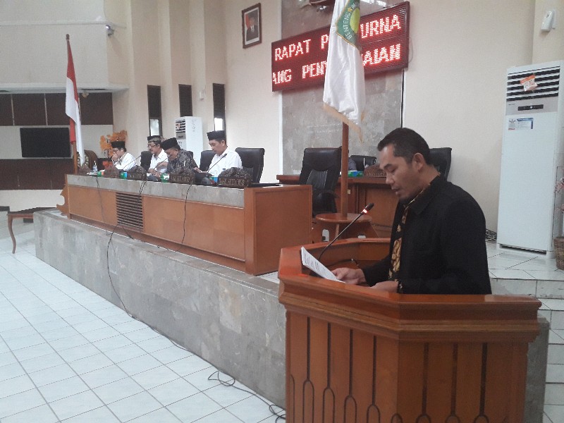 Delapan Fraksi DPRD Subang, Mendukung  Perda Perusahaan Daerah Air Minum PDAM Subang, dan Perda Retribusi Pajak